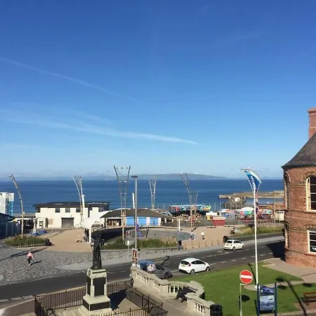Beautiful Sea View, Entire 2 Bed Apartment, Portrush Centre West Strand Beachview Экстерьер фото