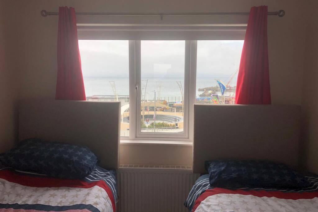 Apartment Beautiful Sea View, Entire 2 Bed Apartment, Centre West Beachview Portrush